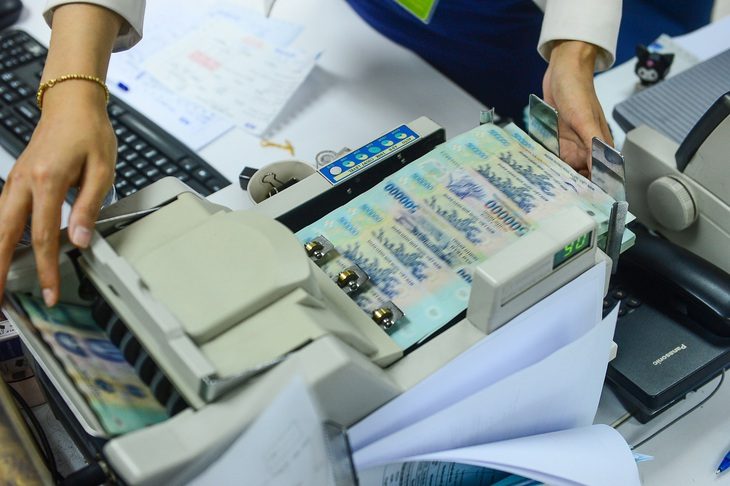 Các ngân hàng đang tranh thủ đẩy mạnh cho vay do tín dụng từ đầu năm đến nay tăng rất thấp - Ảnh: QUANG ĐỊNH Bội chi ngân sách tăng trong năm 2023 - Ảnh: QUANG ĐỊNH